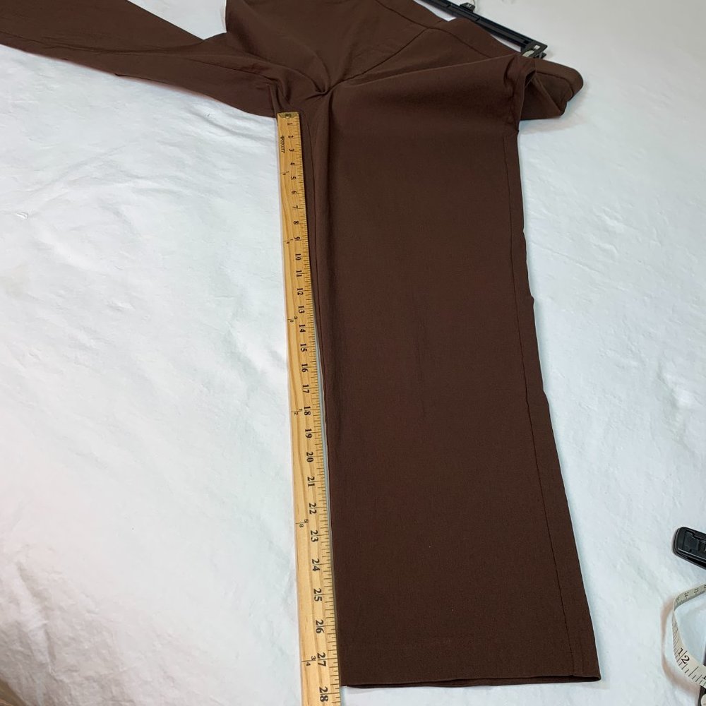 Alfred Dunner Women's Brown Classics Allure Pull On Slim Leg Pants Size 16 NWT - Picture 11 of 11